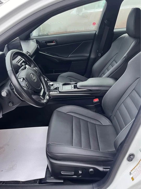 2024 Lexus IS 3rd Gen - Image 8 of 12