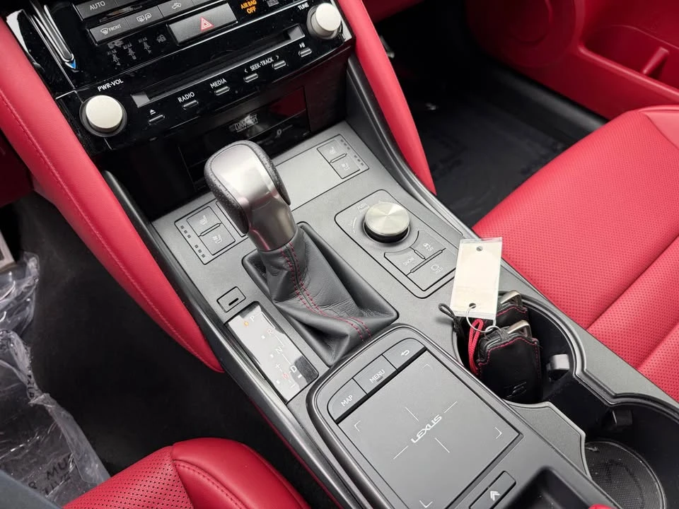 2024 Lexus IS 3rd Gen - Image 18 of 20