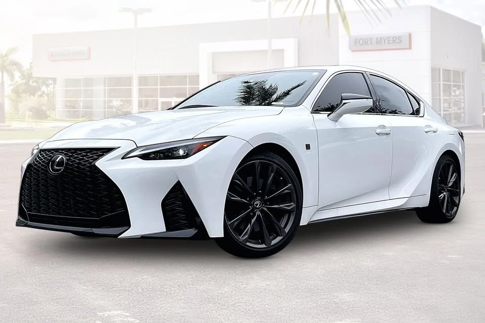 2024 Lexus IS 3rd Gen - Image 3 of 14