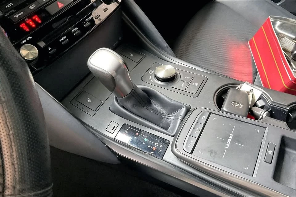 2024 Lexus IS 3rd Gen - Image 11 of 14