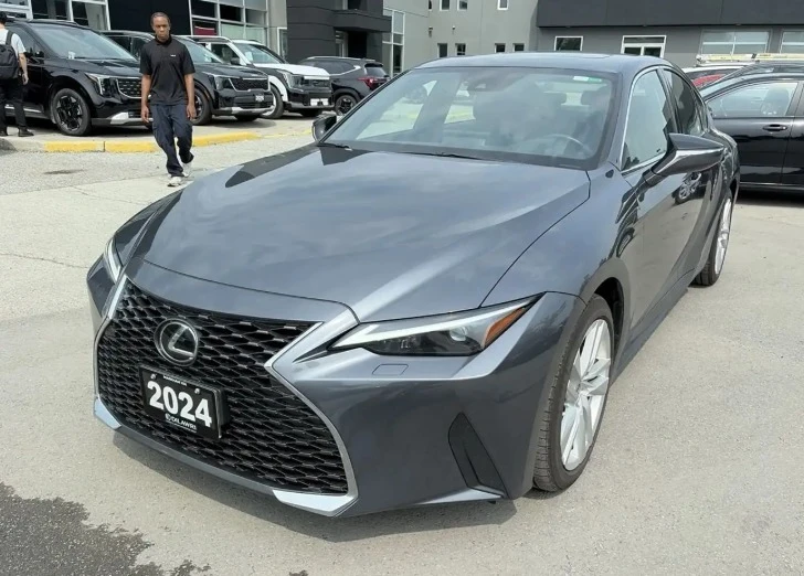 2024 Lexus IS 3rd Gen - Image 12 of 20