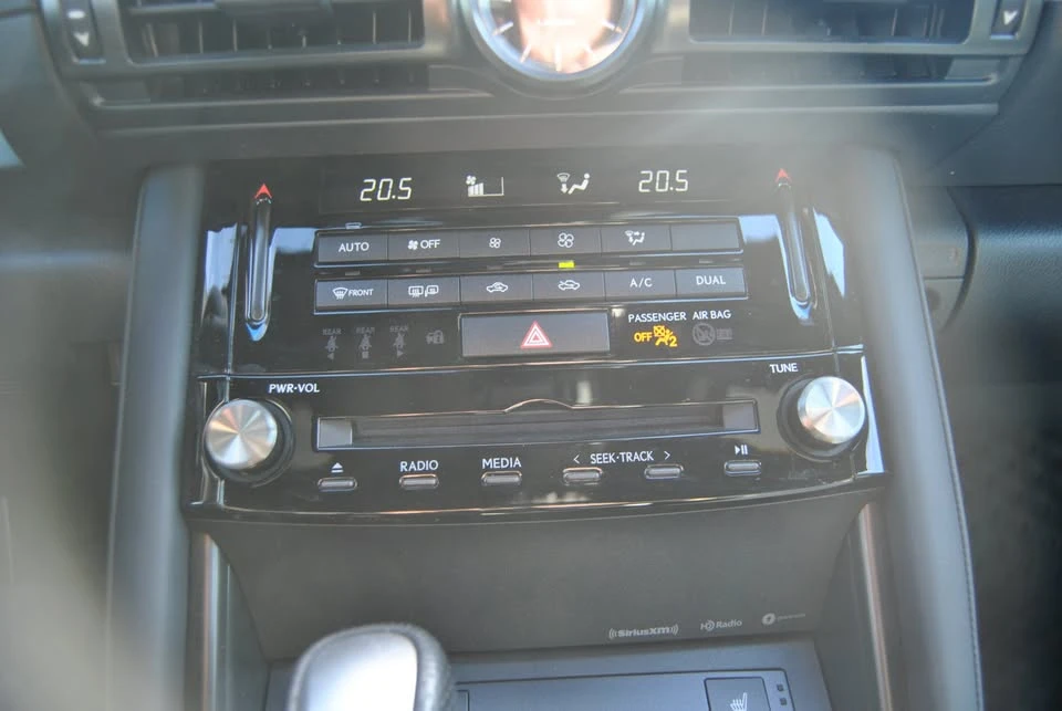 2024 Lexus IS 3rd Gen - Image 17 of 20