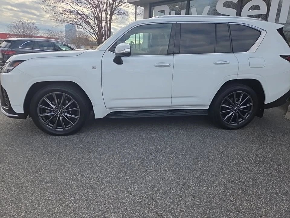 2024 Lexus LX 4th Gen - Image 4 of 14