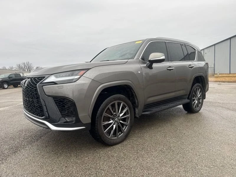 2024 Lexus LX 4th Gen - Image 2 of 20