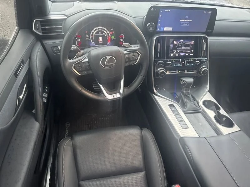 2024 Lexus LX 4th Gen - Image 16 of 20