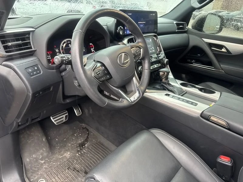 2024 Lexus LX 4th Gen - Image 19 of 20