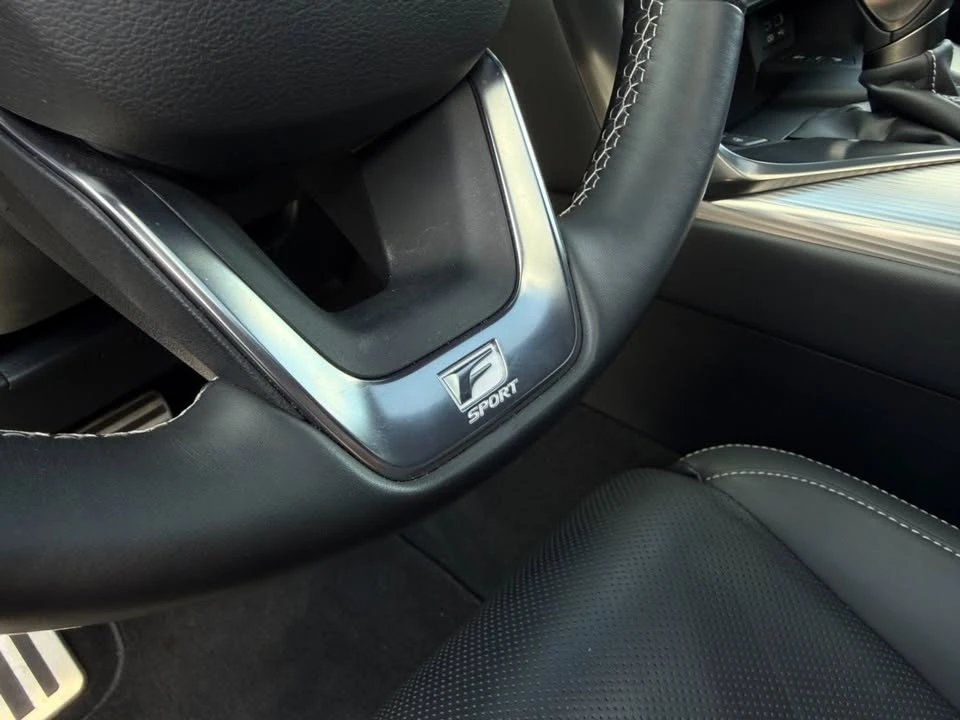 2024 Lexus LX 4th Gen - Image 12 of 20