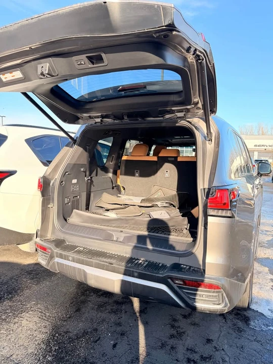 2024 Lexus LX 4th Gen - Image 5 of 12
