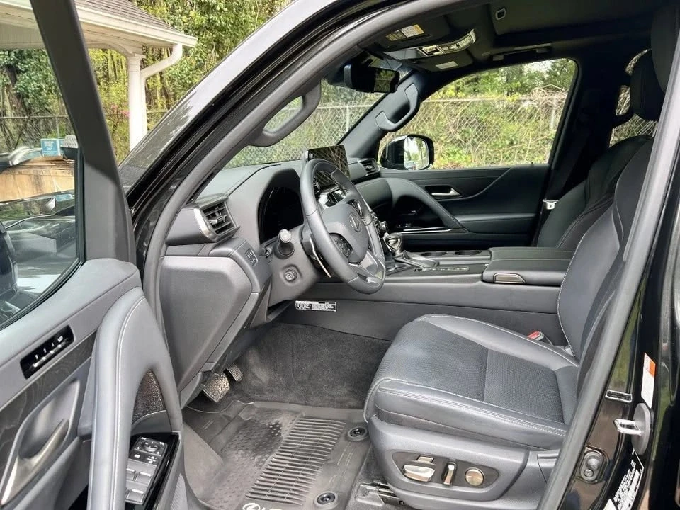 2024 Lexus LX 4th Gen - Image 4 of 4