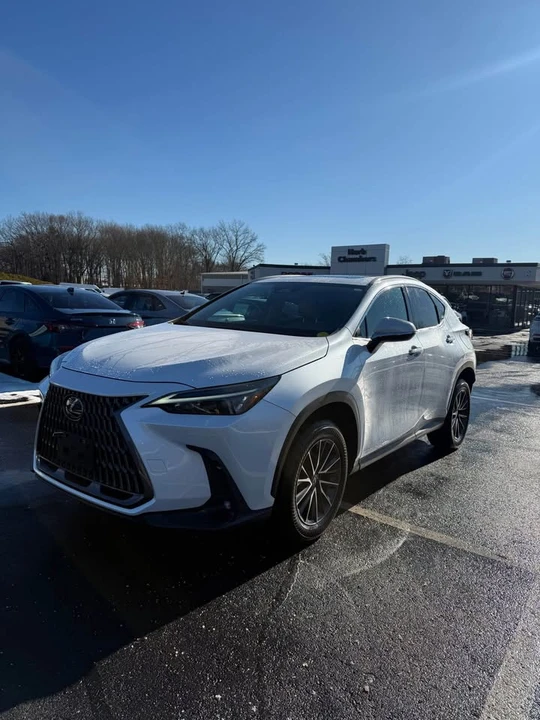 2024 Lexus NX 2nd Gen - Image 8 of 17