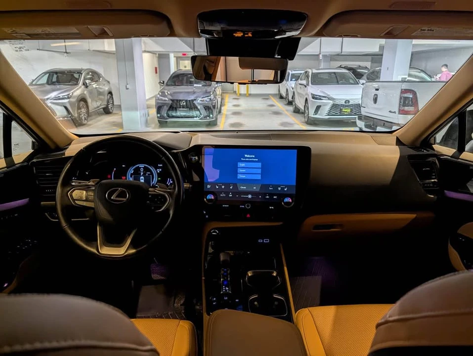 2024 Lexus NX 2nd Gen - Image 4 of 5
