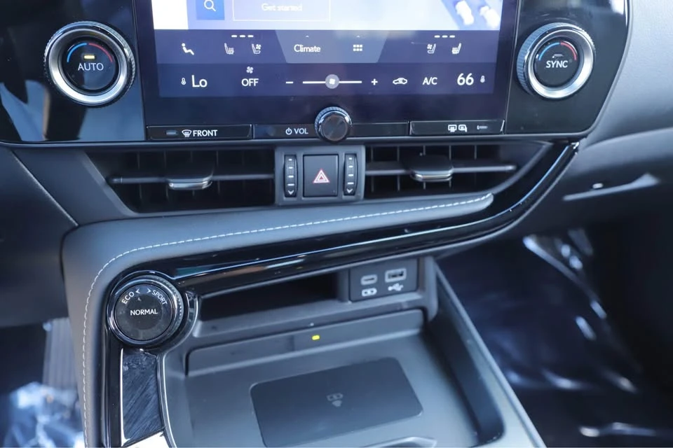 2024 Lexus NX 2nd Gen - Image 12 of 20