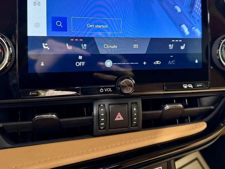 2024 Lexus NX 2nd Gen - Image 19 of 20