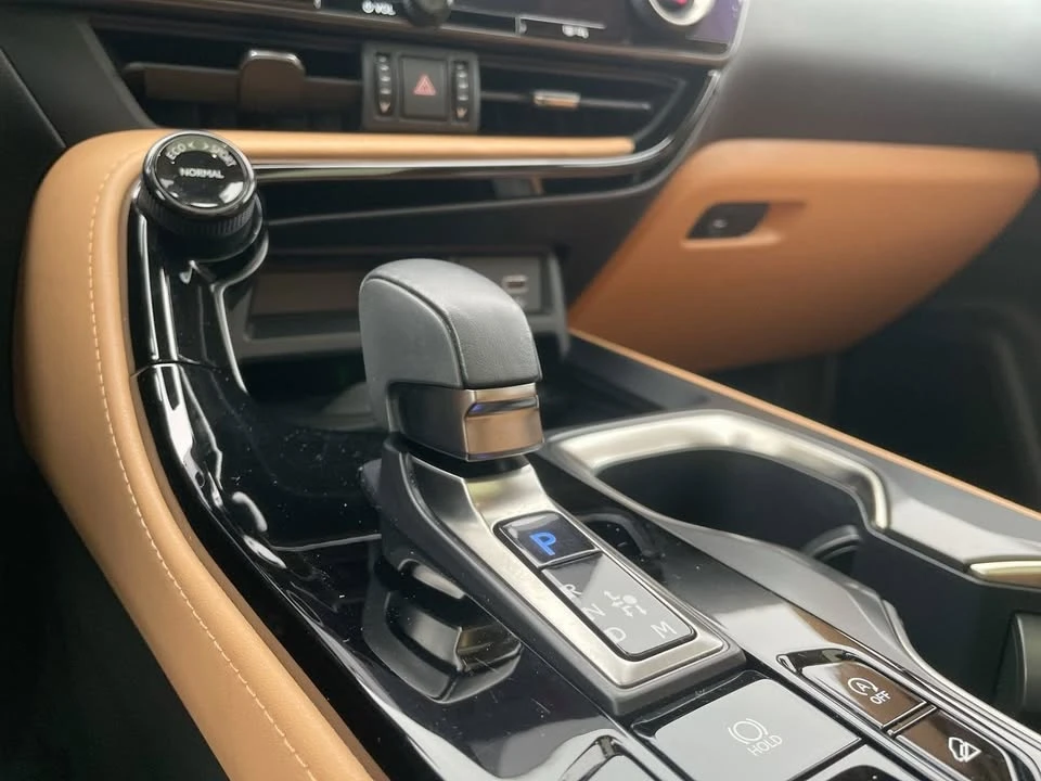 2024 Lexus NX 2nd Gen - Image 14 of 18