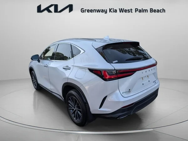 2024 Lexus NX 2nd Gen - Image 16 of 19