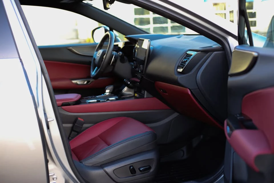 2024 Lexus NX 2nd Gen - Image 11 of 19
