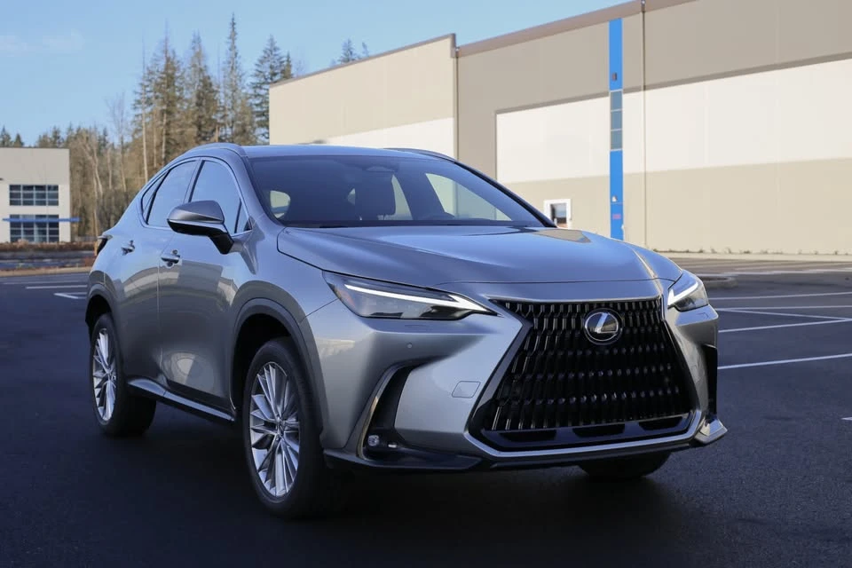 2024 Lexus NX 2nd Gen - Image 3 of 19