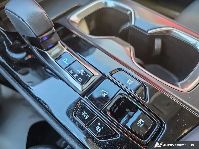 2024 Lexus NX 2nd Gen - Image 17 of 20