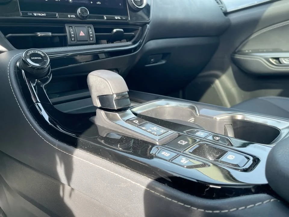 2024 Lexus NX 2nd Gen - Image 17 of 20