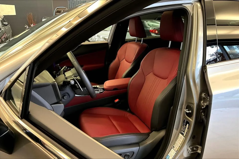 2024 Lexus NX 2nd Gen - Image 7 of 8