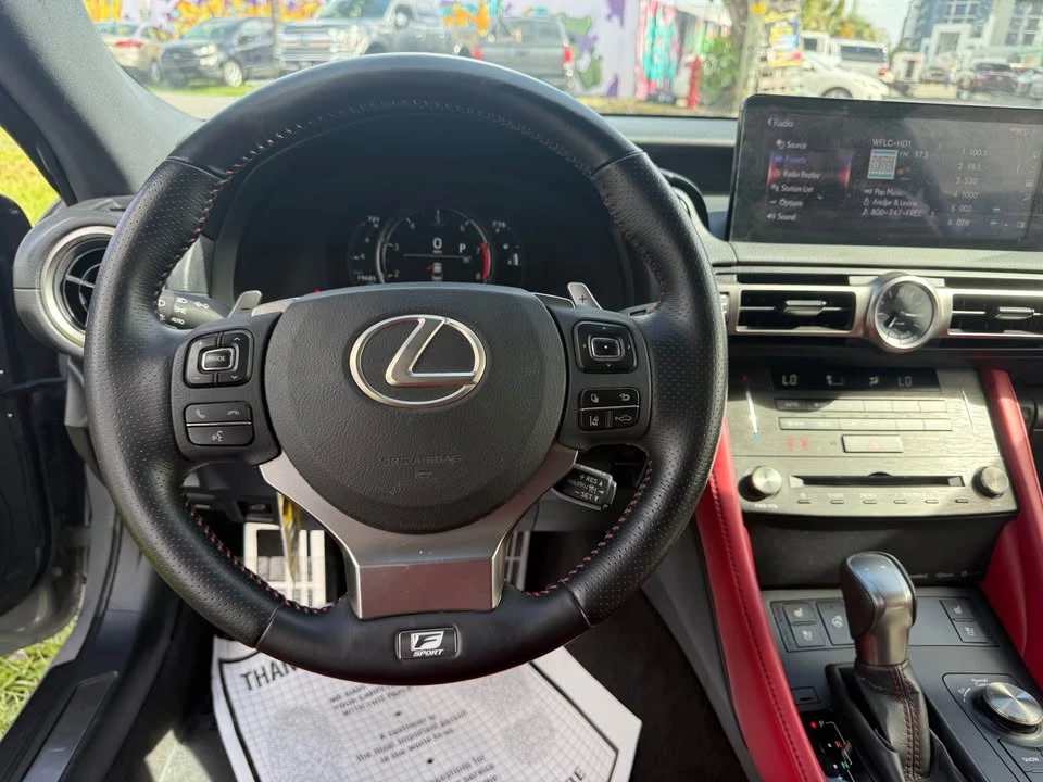 2024 Lexus RC - Image 10 of 12