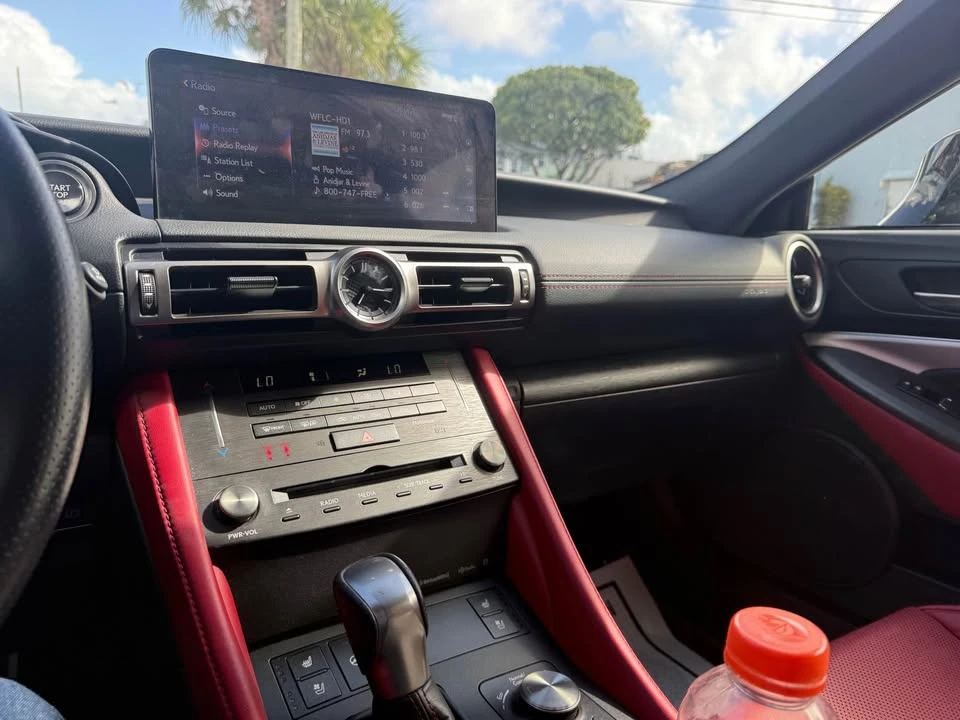 2024 Lexus RC - Image 12 of 12