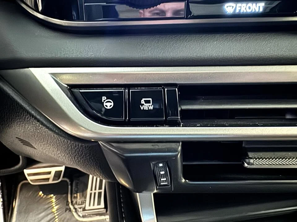 2024 Lexus RX 5th Gen - Image 18 of 20