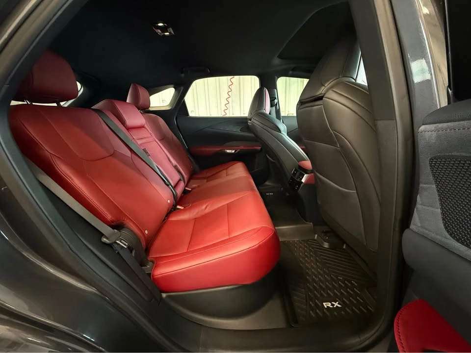 2024 Lexus RX 5th Gen - Image 12 of 14