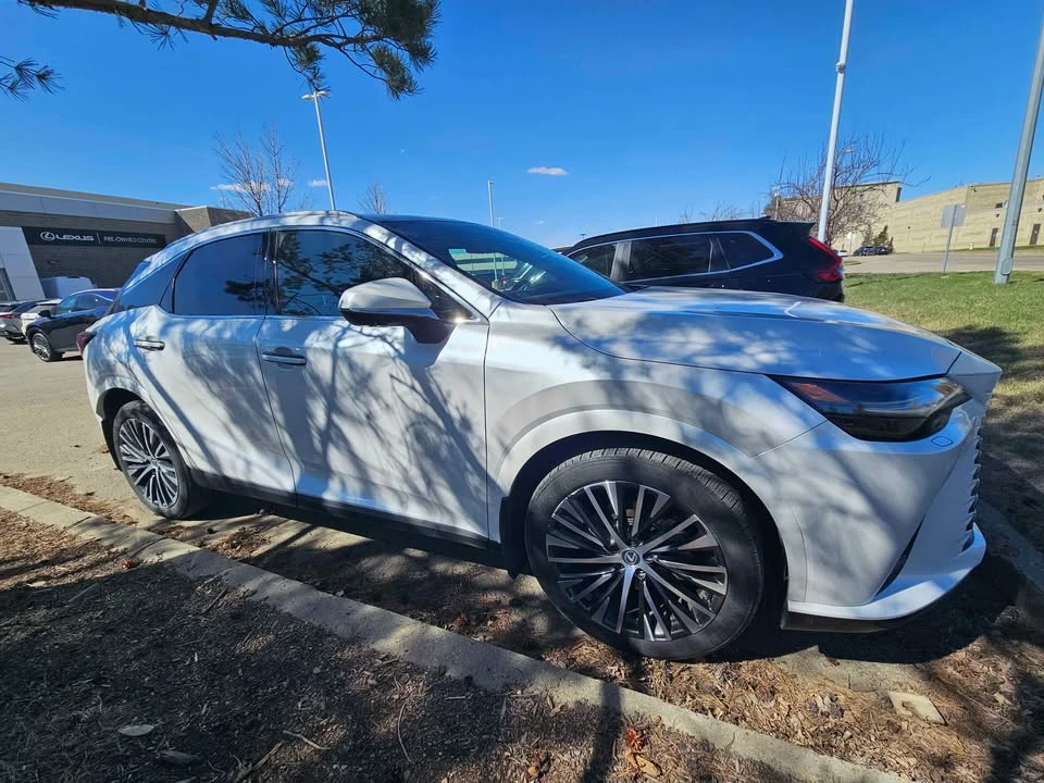 2024 Lexus RX 5th Gen - Image 3 of 8