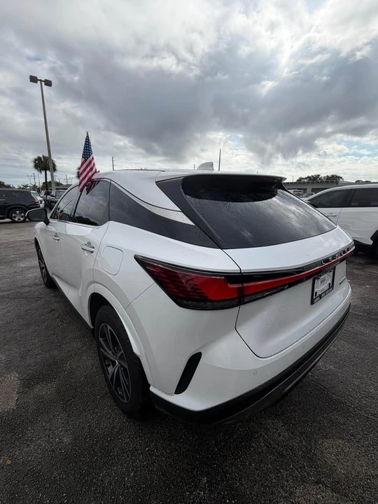 2024 Lexus RX 5th Gen - Image 3 of 7