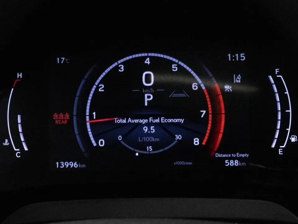 2024 Lexus RX 5th Gen - Image 12 of 18