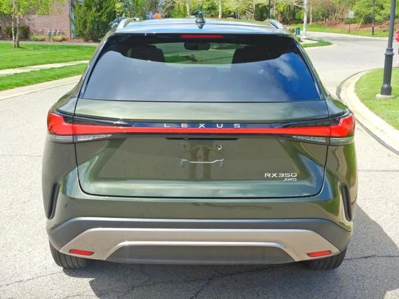 2024 Lexus RX 5th Gen - Image 8 of 18