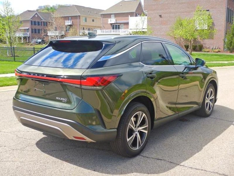 2024 Lexus RX 5th Gen - Image 4 of 18