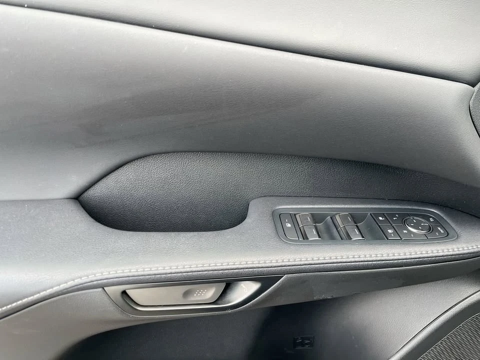 2024 Lexus RX 5th Gen - Image 5 of 19