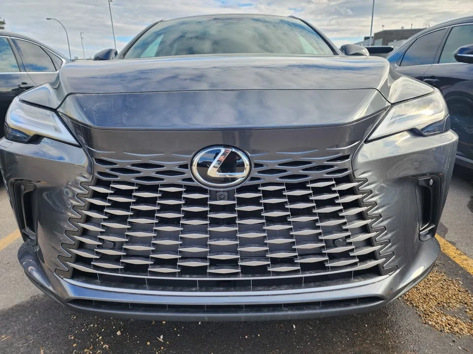 2024 Lexus RX 5th Gen - Image 2 of 9
