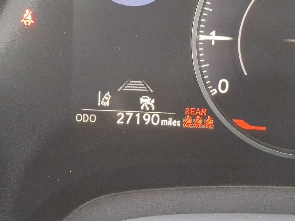 2024 Lexus RX 5th Gen - Image 12 of 15