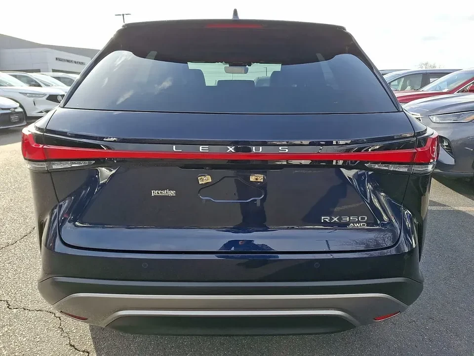 2024 Lexus RX 5th Gen - Image 4 of 15