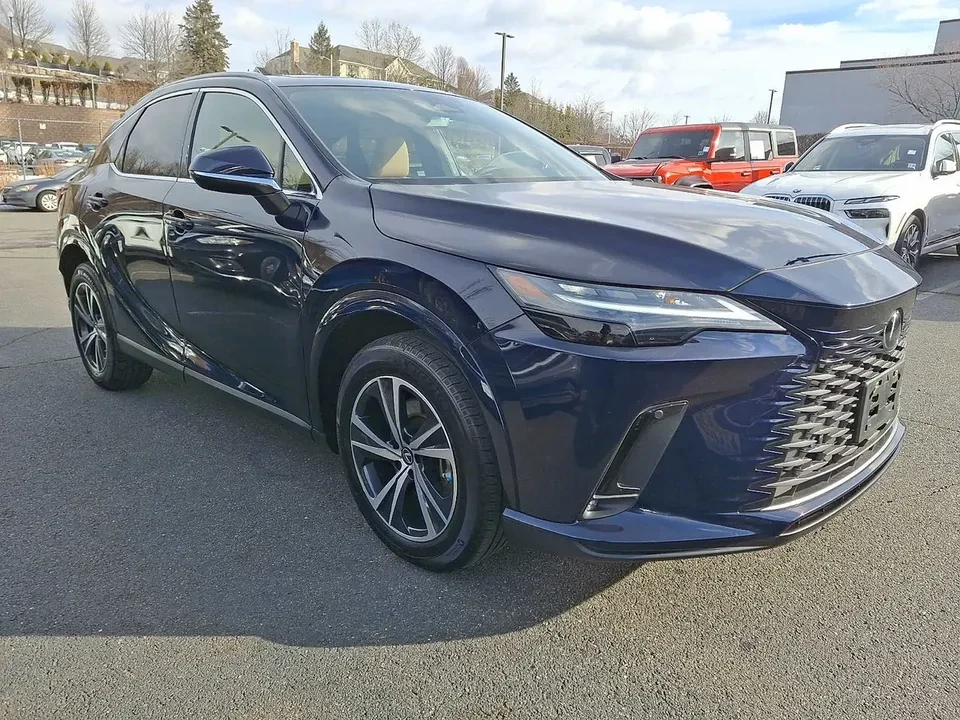 2024 Lexus RX 5th Gen - Image 2 of 15