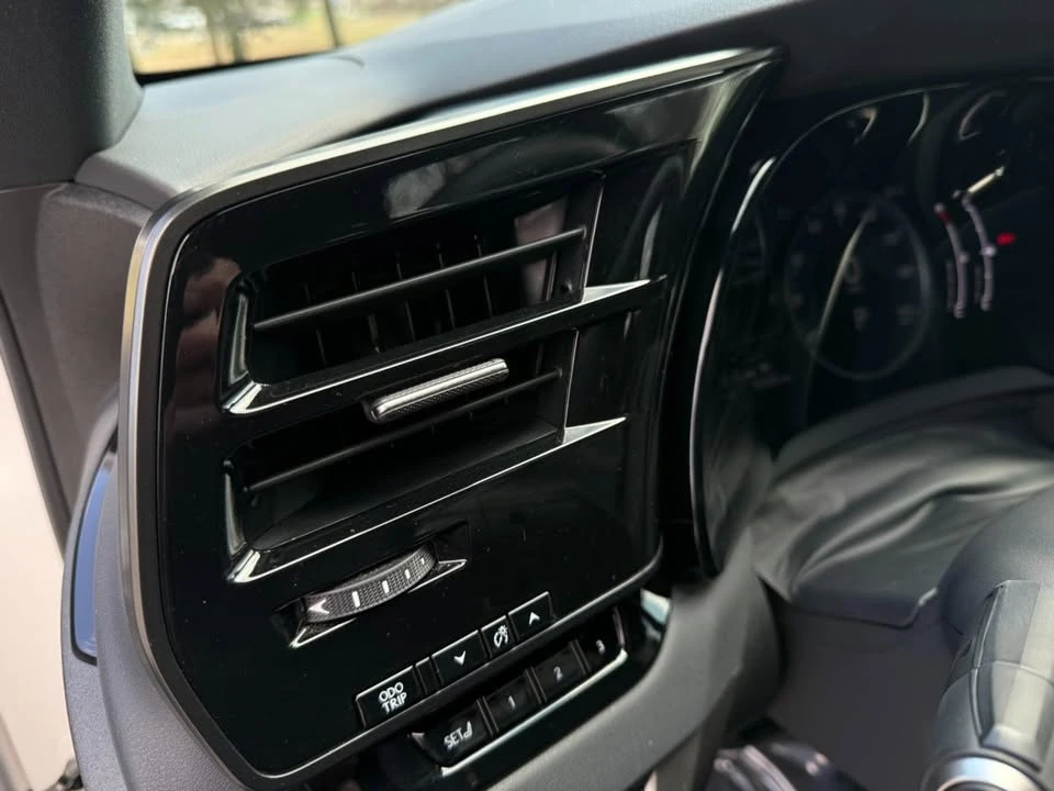 2024 Lexus RX 5th Gen - Image 11 of 20