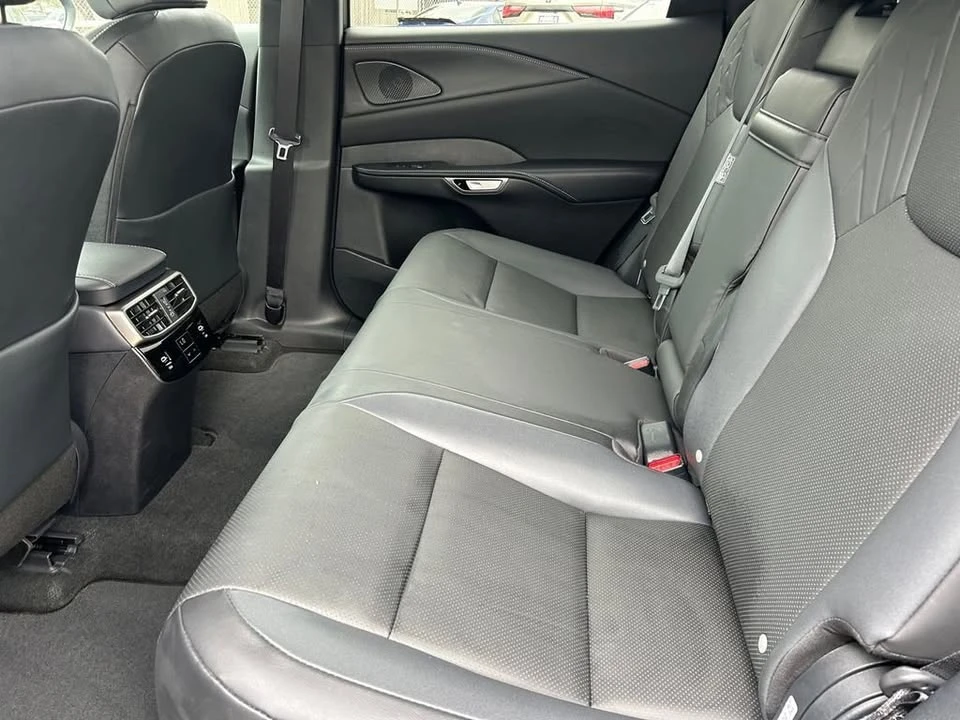 2024 Lexus RX 5th Gen - Image 15 of 20
