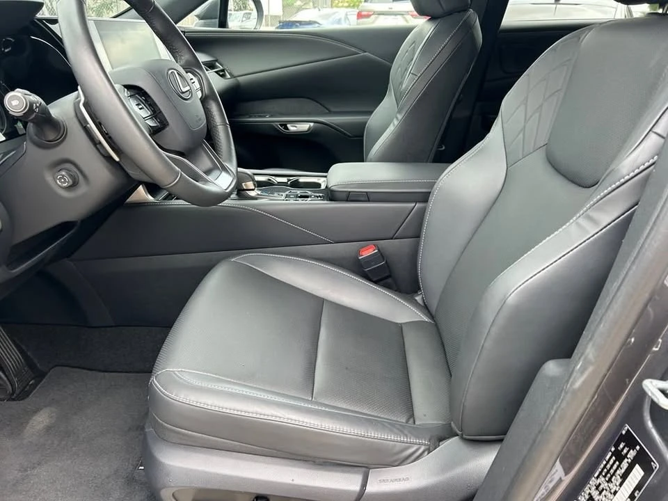 2024 Lexus RX 5th Gen - Image 10 of 20