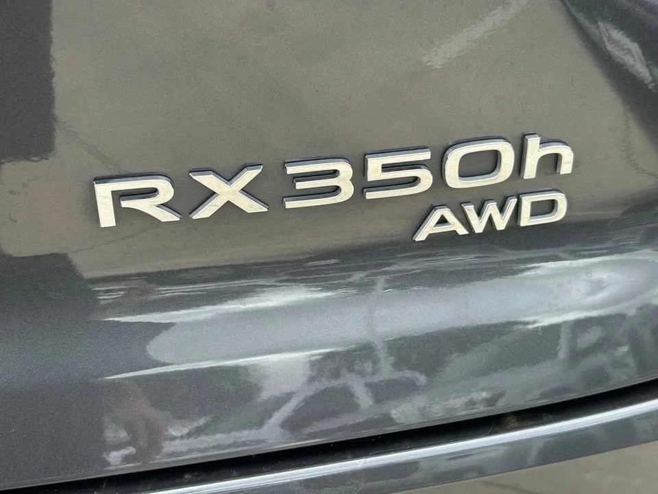 2024 Lexus RX 5th Gen - Image 12 of 20
