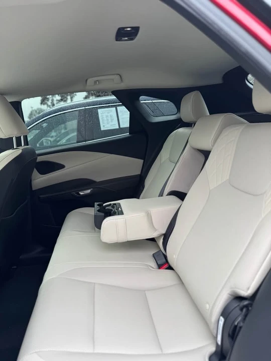 2024 Lexus RX 5th Gen - Image 7 of 13