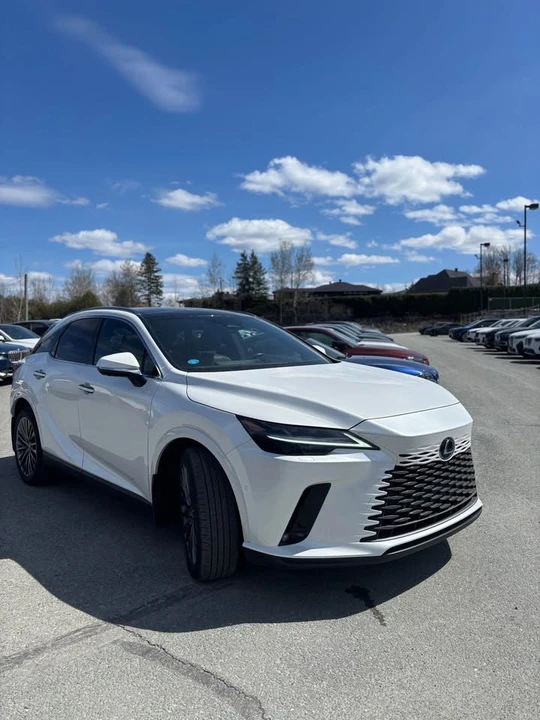 2024 Lexus RX 5th Gen - Image 2 of 7
