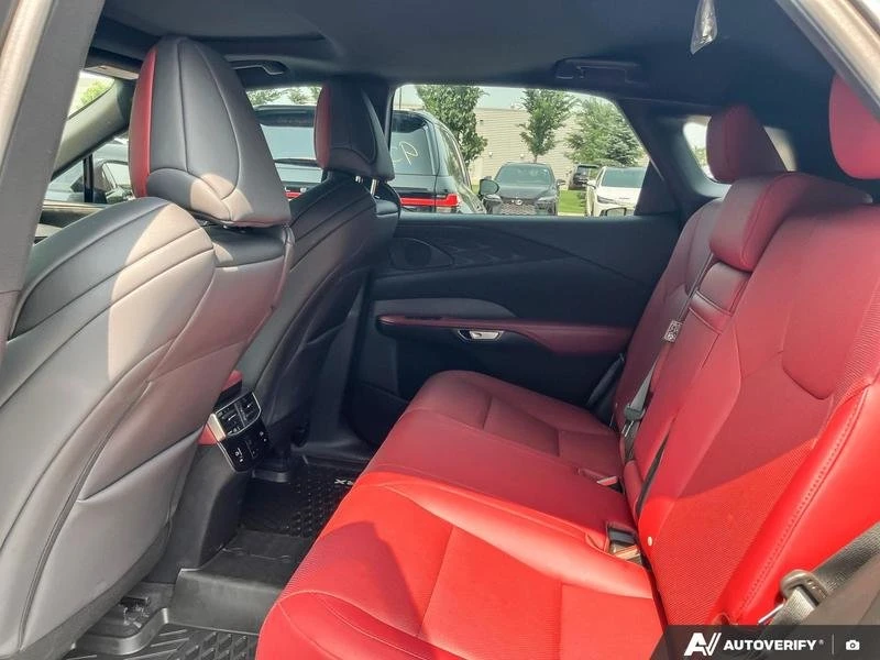 2024 Lexus RX 5th Gen - Image 17 of 20