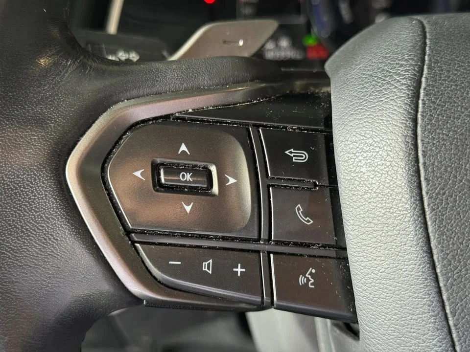 2024 Lexus RX 5th Gen - Image 12 of 14