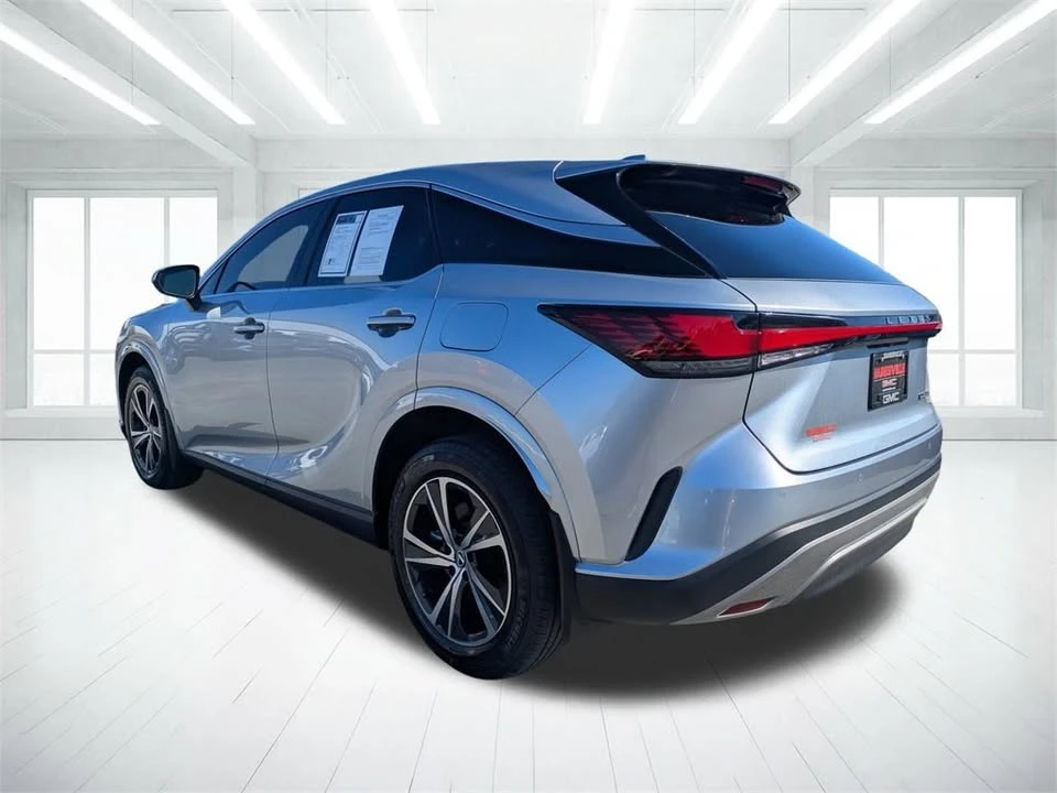 2024 Lexus RX 5th Gen - Image 4 of 9