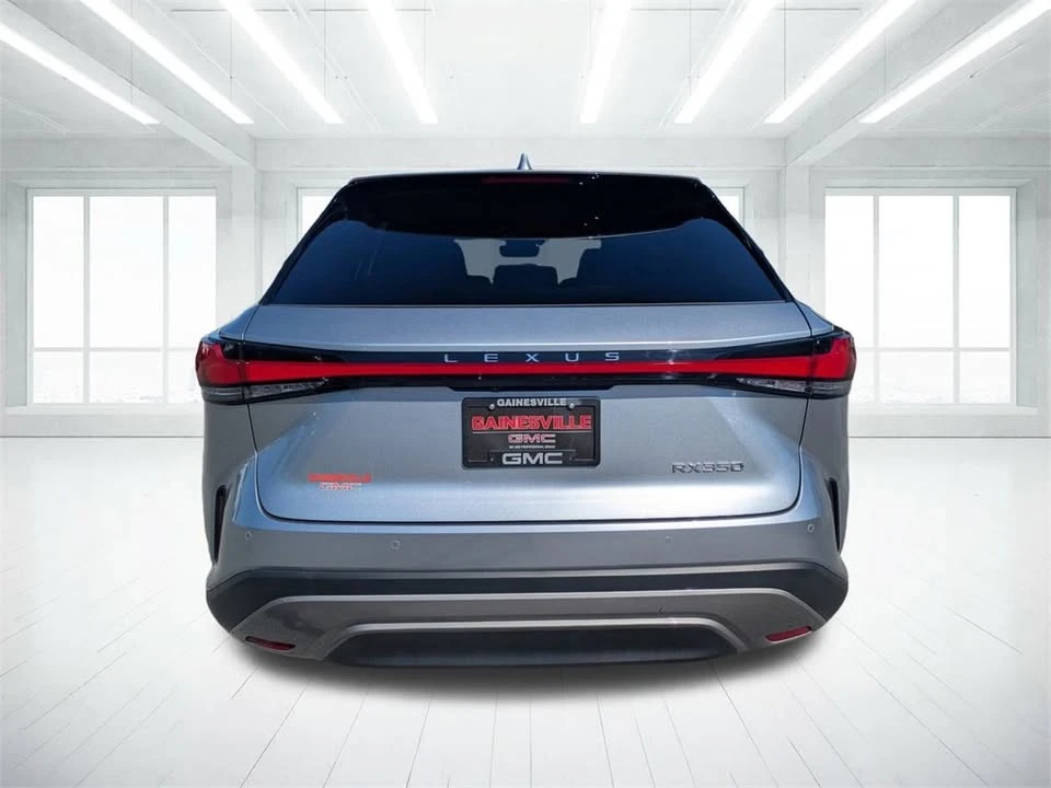 2024 Lexus RX 5th Gen - Image 5 of 9