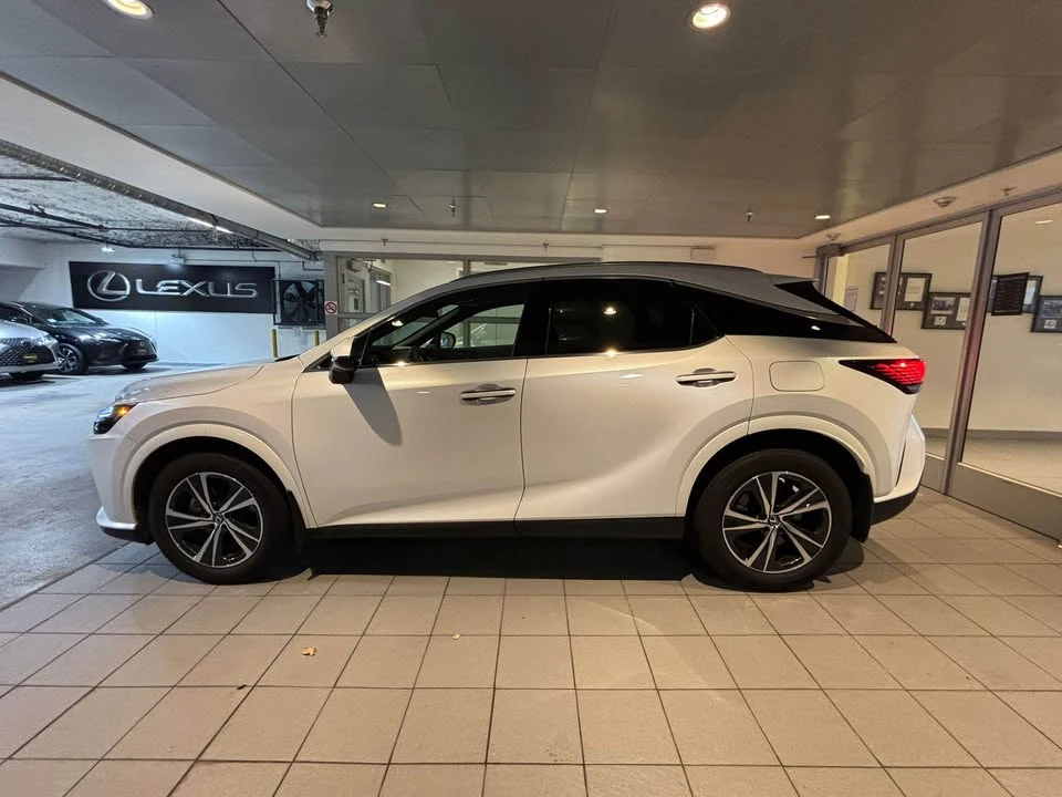 2024 Lexus RX 5th Gen - Image 4 of 6