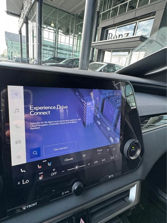 2024 Lexus RX 5th Gen - Image 7 of 15